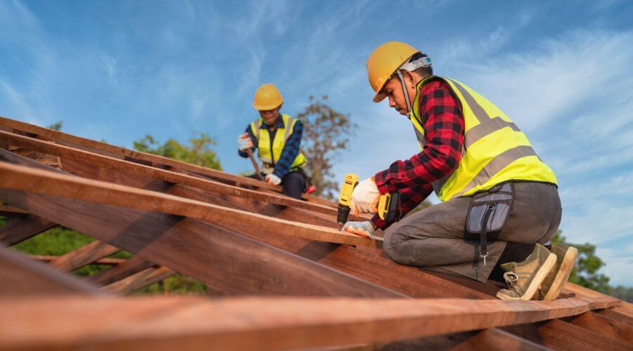 Professional Flat Roofing Installation services in Tonganoxie, KS